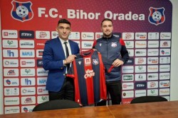 Vedetă nu demult la UTA, Desley Ubbink a ajuns la echipa vecină de județ, FC Bihor, care se luptă pentru a rămâne în Liga a 2-a 

