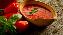Mâncarea potrivită pentru o zi rece de iarnă. 22 ianuarie – Ziua Sosului Fierbinte