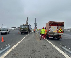 Lucrări pentru reconfigurarea traseului pe autostradă în fostul punct de frontieră Nădlac 2, după aderarea României la spațiul Schengen