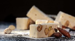 16 februarie - Ziua Internațională a Migdalelor. Câte calorii conțin migdalele