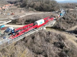 Trafic deviat de pe DN 7 pe autostrada A1 între Ilia și Bătuța datorită convoiului agabaritic

