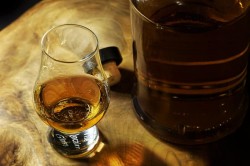 Doar pentru cunoscători: 3 martie - Ziua Internațională a Whiskey-ului Irlandez

