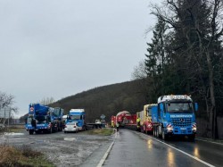 Noi restricții de trafic pe DN 7 și autostrada A1 cauzate de trecerea convoiului agabaritic spre Termocentrala Mintia