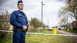 Doi arădeni, soț și soție, găsiți morți în Bătania. Bărbatul și-ar fi ucis soția după care și-a luat viața