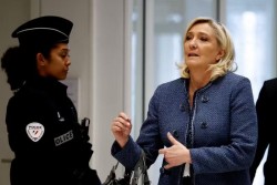 Liderul extremei drepte franceze, Marine Le Pen, vinovată de deturnare de fonduri, nu va putea candida la alegerile prezidențiale din 2027