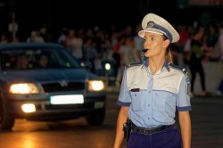 Recoltă bogată a polițiștilor rutieri arădeni în doar o zi. 143 de amenzi aplicate în valoare de 64.800 de lei

