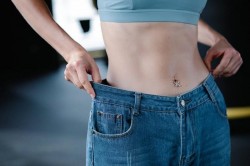 Skinnytok, trendul de pe TikTok prin care tinerii îşi riscă viaţa. Pot ajunge la anorexie