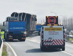Atenție șoferi! Astăzi a pornit de la Nădlac al patrulea convoi agabaritic cu destinația Termocentrala Mintia. Restricții de circulație