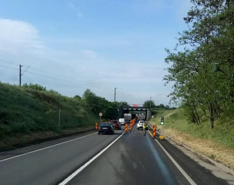 Trafic dirijat timp de 6 luni pe DN 69, în zona localității Șagu