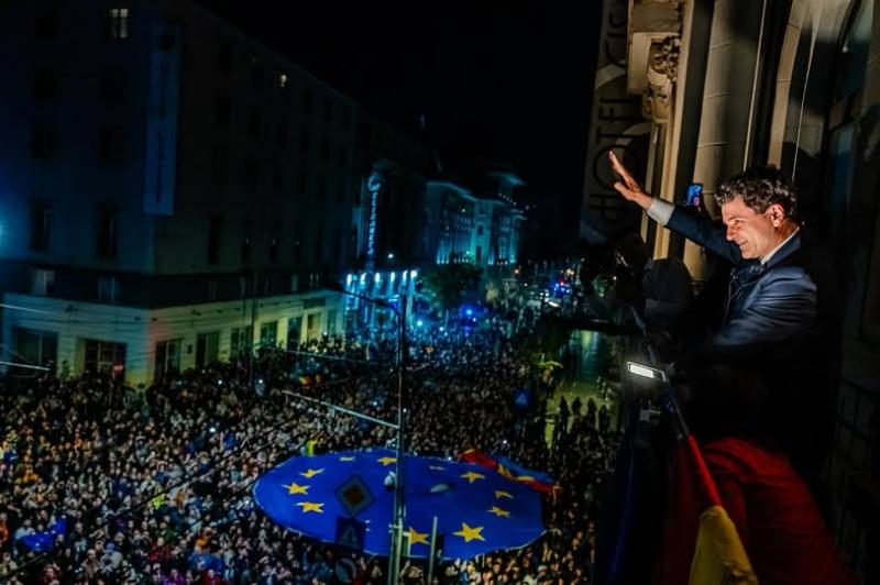 Nicușor Dan este noul președinte al României! În județul Arad a câștigat George Simion, în schimb în municipiu arădenii au mers pe mâna lui Nicușor Dan