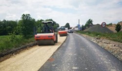 ATENȚIE! Circulație deschisă pe ambele benzi între Coșava și Margina până luni dimineața


