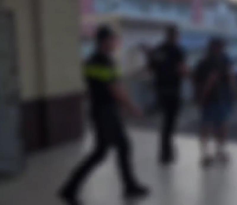 Și-a agresat concubina și a creat haos în Gara Arad! Bărbatul a fost identificat și reținut după o săptămână de la comiterea faptelor