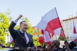 Conservatorul Karol Nawrocki a câștigat alegerile prezidențiale din Polonia, după o noapte albă cu rezultatul întors dramatic

