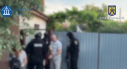 Contrabandiștii de țigări în vizor în cadrul operațiunii Jupiter. Percheziții domiciliare în Arad și Pecica