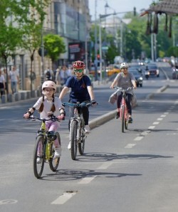 Toată lumea la pedalat! 3 iunie - Ziua Mondială a Bicicletei