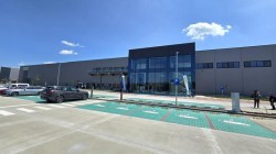 VAT, fabrică elvețiană de înaltă tehnologie, și-a inaugurat noul sediu lângă centura Arad-Fântânele