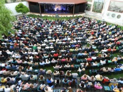 Sergiu Bîlcea, vicepreședinte al Consiliului Județean Arad: „Deschidem o nouă stagiune a Teatrului de Vară”