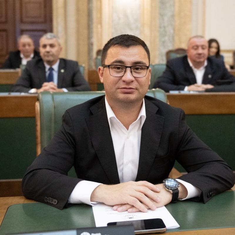 Glad Varga - proiect de lege pentru eliminarea indemnizației speciale de pensionare a judecătorilor CCR

