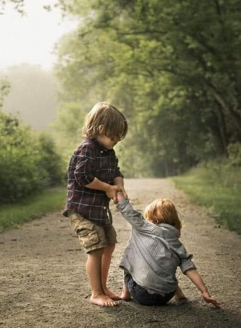 La mulți ani, prieteni! 30 iulie - Ziua Internațională a Prieteniei