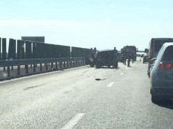 Accident cu victimă încarcerată pe A1 în zona Șagu