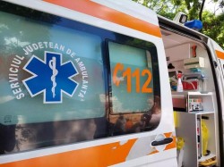 Accident la Pâncota, cu 2 victime, dintre care un minor