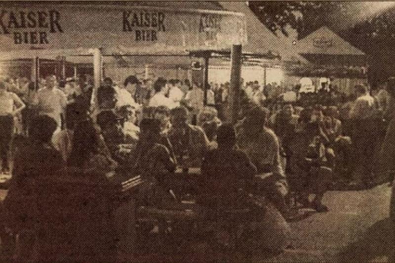 PASTILA DE ISTORIE:  Prima discotecă în aer liber de la ștrandul Neptun Arad s-a deschis în iulie 1996