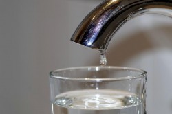 Rezerve de apă reduse la Ghioroc, Cuvin, Covăsânț, Miniș, Păuliș și Barațca. Posibile întreruperi în furnizarea apei potabile