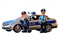 Polițiștii arădeni n-au ținut cont de Ziua Internațională a Leneviei și i-au taxat la sânge pe șoferii indisciplinați

