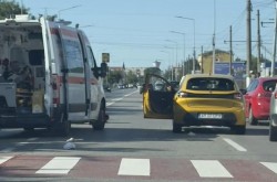 Pieton în stare de inconștiență după ce a fost lovit de mașină în Grădiște