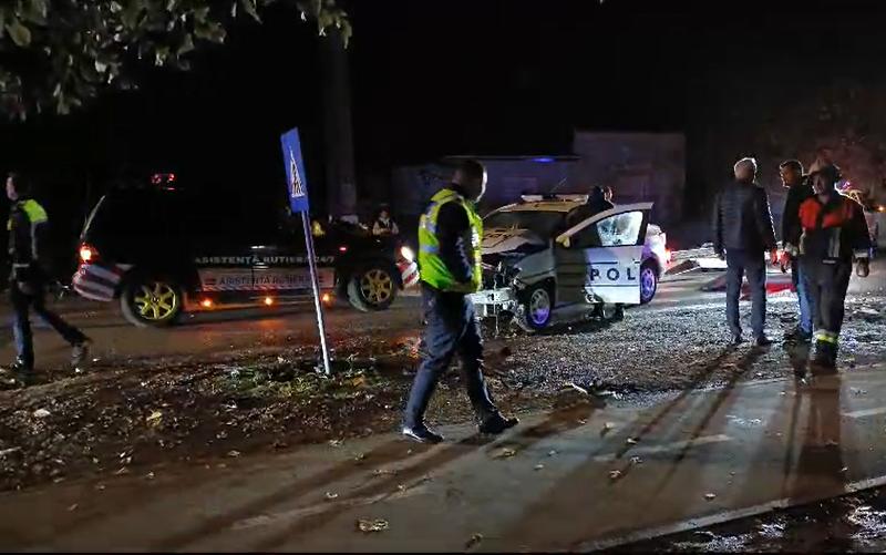 Accident rutier cu 5 victime în Iratoșu, în care au fost implicate un autoturism și o autoutilitară