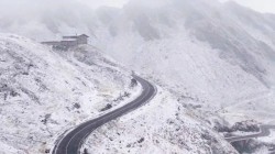 Transalpina închisă din cauza ninsorii. Trafic oprit între Rânca și Obârșia Lotrului