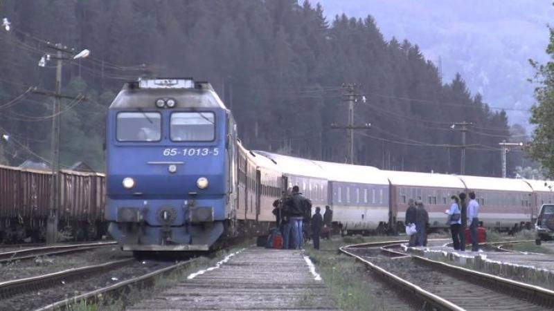 Halucinant: Un tren care a pornit vineri din București n-a ajuns nici până azi la destinație
