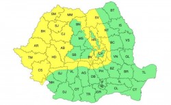 Aradul sub Cod Galben de vijelii până marți dimineața. Totodată, informare meteorologică de ploi în averse