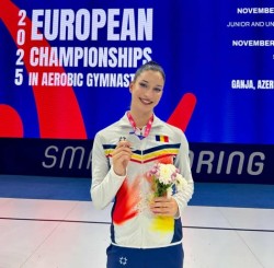 Gimnasta arădeancă Melissa Fărcuța este vicecampioană europeană de seniori cu echipa României!