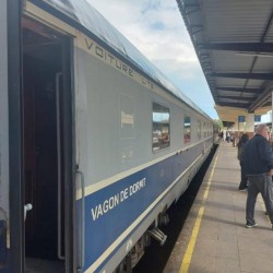 Zeci de ceferiști riscă să ajungă la pușcărie. Dosarul ”Mită la cușetă și vagoane de dormit”, gata de trimis în instanță. Se caută conductori de rezervă

