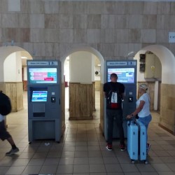 Cu cât se scumpesc biletele de tren de la jumătatea lunii decembrie. A treia majorare într-un an