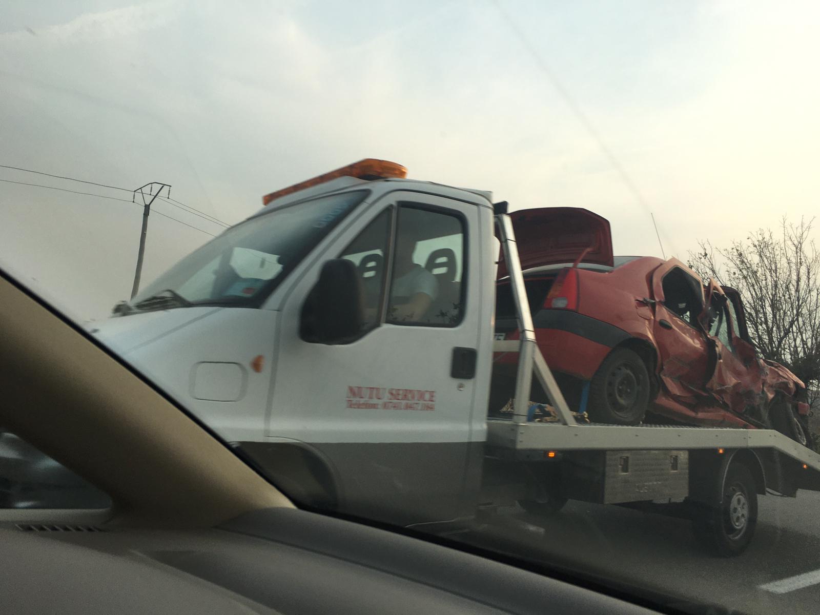 Grav accident la intrare în Sântanav 3