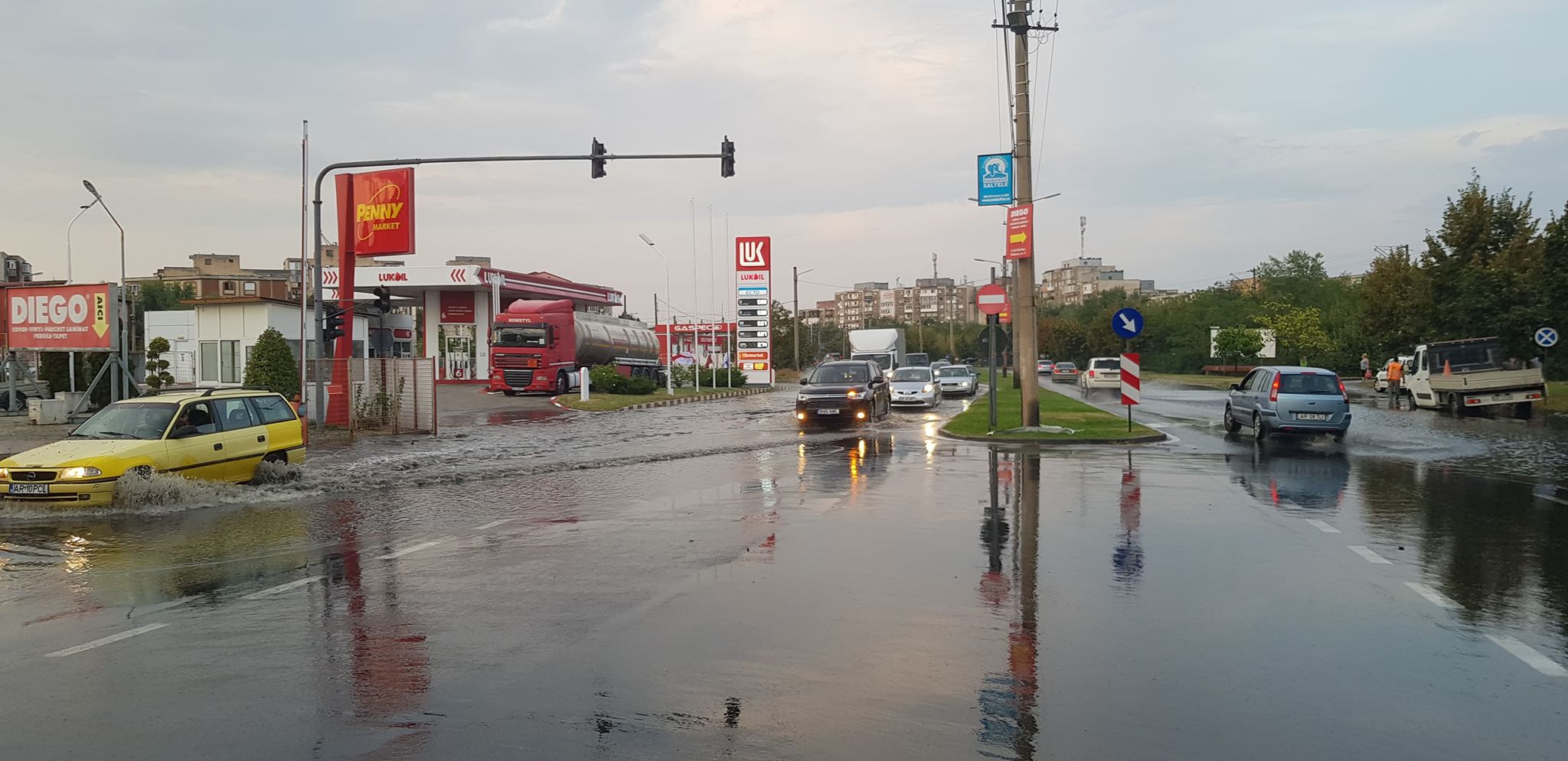Ploaia de vară a inundat din nou zonele „cheie” ale municipiului 4