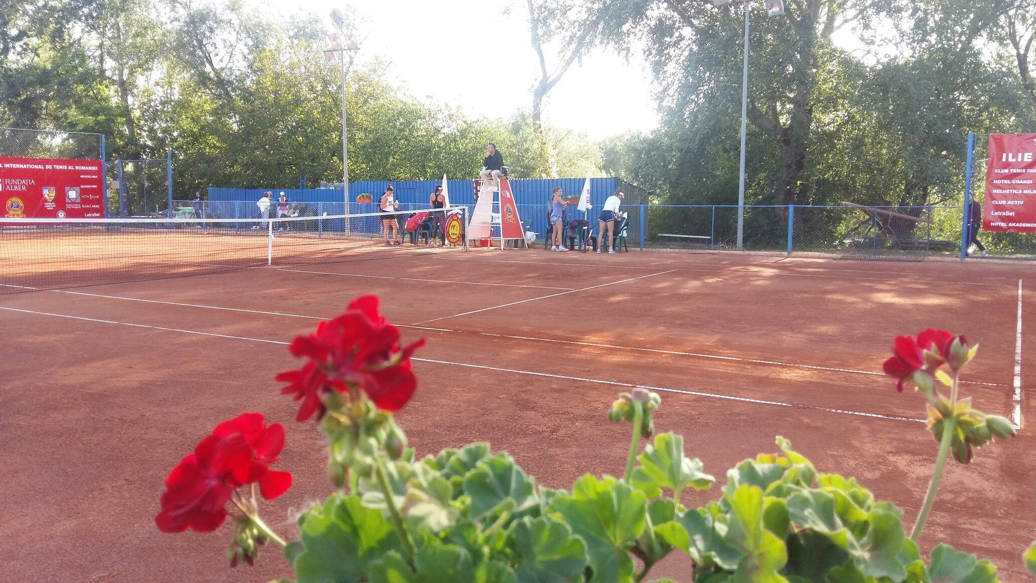 Trei românce, în sferturi la Trofeul „Ilie Năstase 2