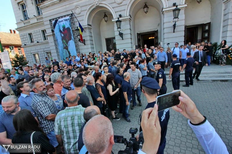 Zsolt Torok a fost înmormântat cu onoruri militare la Cimitirul Eternitatea 2